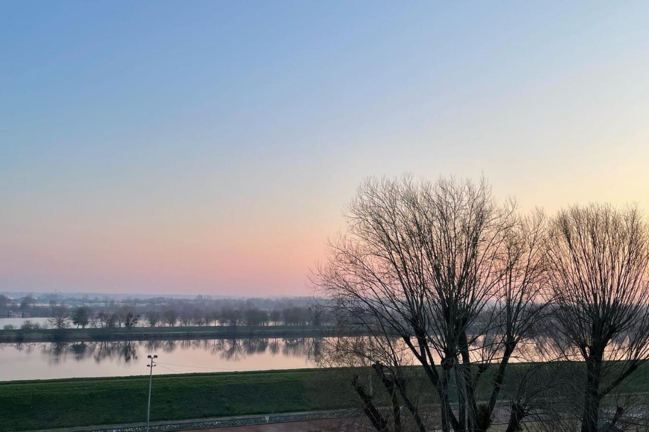Luxury Apartment With Exceptional View On The Cher River Saint-Avertin Eksteriør bilde